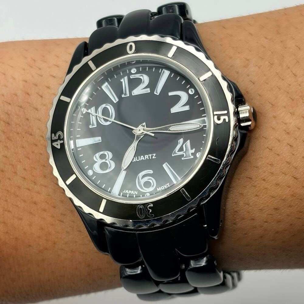 Black & Silver Quartz Men’s Watch